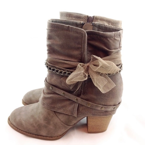 Jellypop "Blake" Taupe Leather Ankle Booties Size 10 - Picture 2 of 6